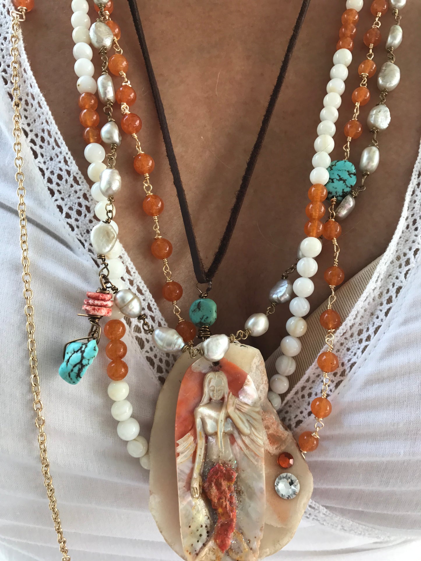 BEADED MERMAID NECKLACE
