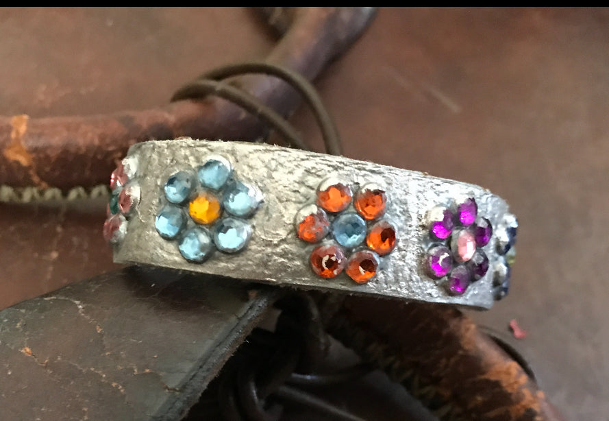 LEATHER BAND WITH MULTI COLOR FLOWERS-#B153